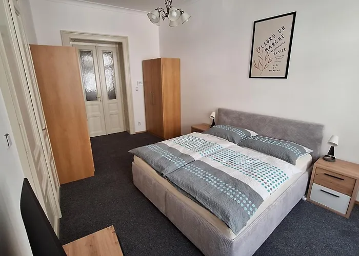 Center Thomas No3 Apartment